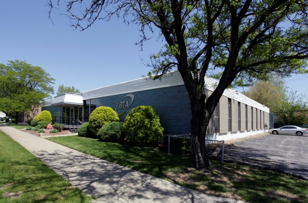 Listing Image #1 - Office for lease at 21850 Greenfield Road, Oak Park MI 48237