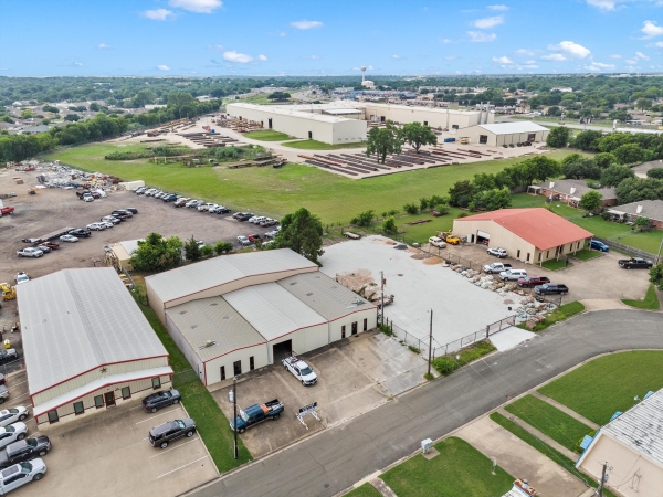 Listing Image #1 - Land for lease at 405 Milton St, Suite B, Hewitt TX 76643