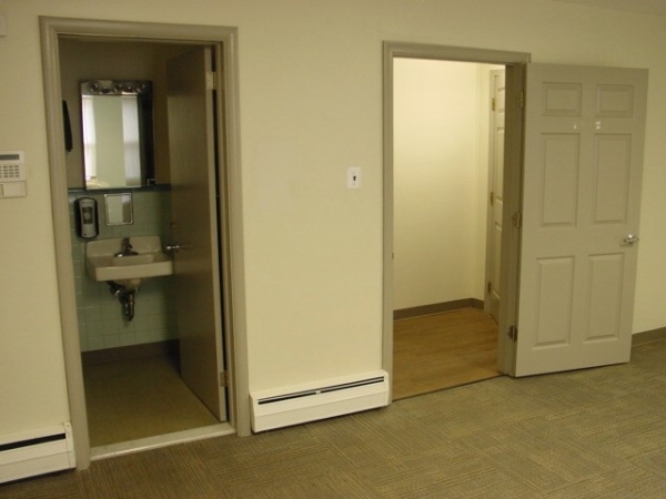 Listing Image #7 - Office for lease at 141 S White Horse Pik, Audubon NJ 08106 Listing Image #7 - Office for lease at 141 S White Horse Pik, Audubon NJ 08106