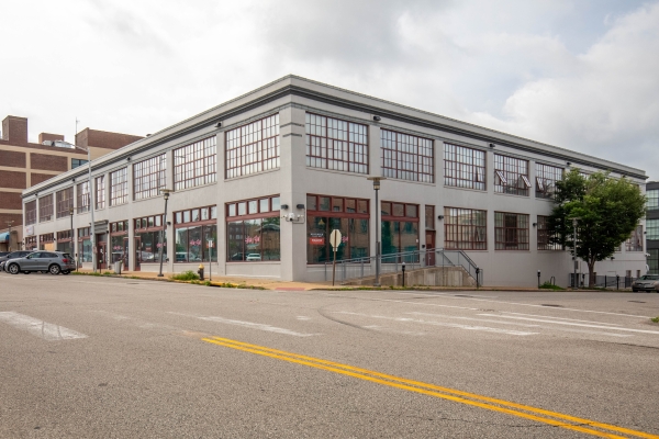 Listing Image #1 - Retail for lease at 1818-32 Washington Avenue, St. Louis MO 63102