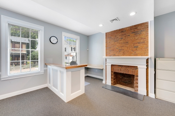 Listing Image #3 - Office for lease at 201-203 Loudoun Street SW, Leesburg VA 20175