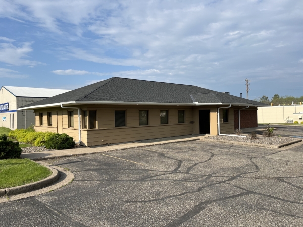Listing Image #2 - Office for lease at 715 N Main St, River Falls WI 54022