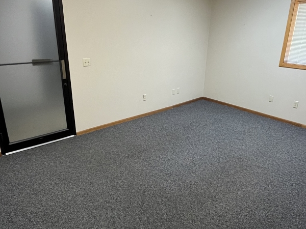 Listing Image #7 - Office for lease at 715 N Main St, River Falls WI 54022