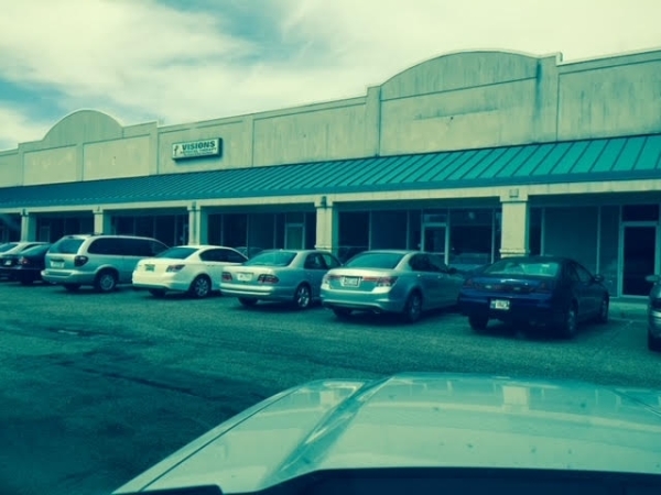 Listing Image #1 - Retail for lease at 4700 Roboinson Rd, Jackson MS 39204