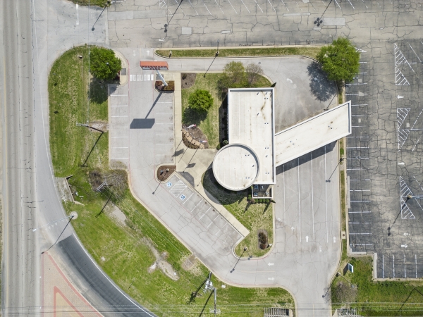 Listing Image #2 - Retail for lease at 1207 N Loop 340, Lacy Lakeview TX 76705