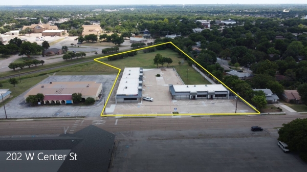 Listing Image #1 - Retail for lease at 202 W. Center St., Duncanville TX 75116