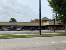 Retail property for lease in Champaign, IL
