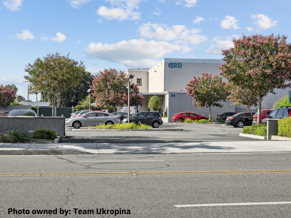 Listing Image #1 - Industrial for lease at 2668 E Foothill Blvd, Pasadena CA 91107