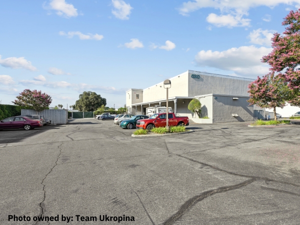 Listing Image #2 - Industrial for lease at 2668 E Foothill Blvd, Pasadena CA 91107