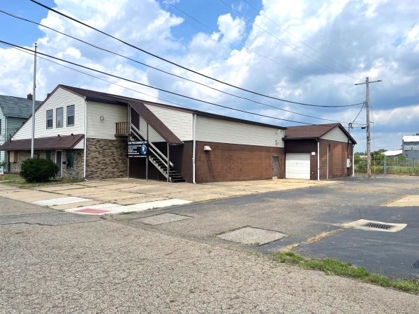 Listing Image #1 - Industrial for lease at 1107 Melchoir Place SW, Canton OH 44707