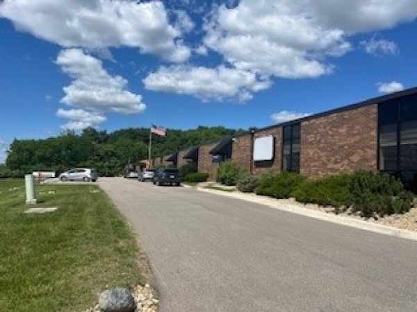 Listing Image #2 - Office for lease at 2500 N Main St Ste 1, East Peoria IL 61611