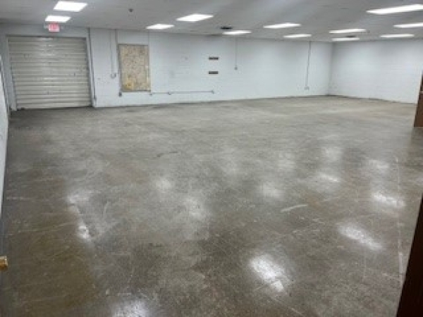 Listing Image #3 - Office for lease at 2500 N Main St Ste 1, East Peoria IL 61611