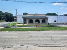 Listing Image #3 - Retail for lease at 2801 N Main St, Decatur IL 62526