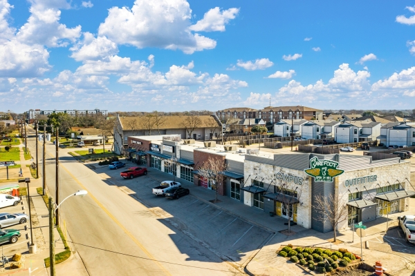 Listing Image #2 - Retail for lease at 1508 Speight Ave, Suite 104, Waco TX 76711