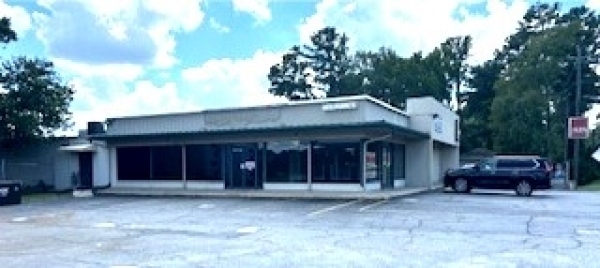 Listing Image #1 - Retail for lease at 881 Lee Road, Macon GA 31210