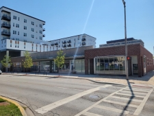 Retail property for lease in Des Plaines, IL