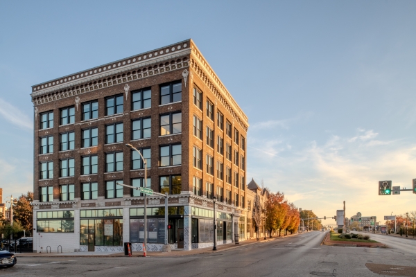 Listing Image #1 - Retail for lease at 1500-1506 S Grand Blvd, St. Louis MO 63104