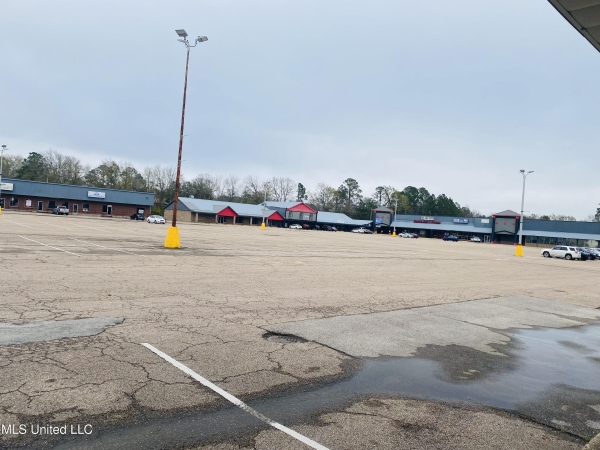 Listing Image #1 - Retail for lease at 12100 Highway 49 , 600, Gulfport MS 39503