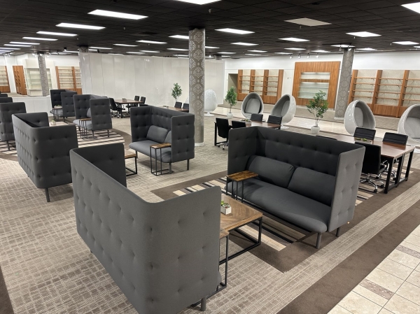 Listing Image #1 - Retail for lease at 1995 Southlake Mall, Merrillville IN 46410 Listing Image #1 - Retail for lease at 1995 Southlake Mall, Merrillville IN 46410