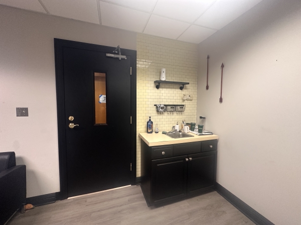 Listing Image #3 - Office for lease at 112 W Front Suite 103, Monroe MI 48161