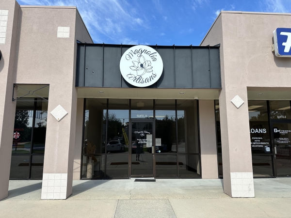 Listing Image #1 - Retail for lease at 419 S Range Ave, Denham Springs LA 70726
