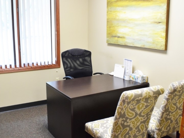 Listing Image #3 - Office for lease at 2605 Kennedy Rd, Janesville WI 53545