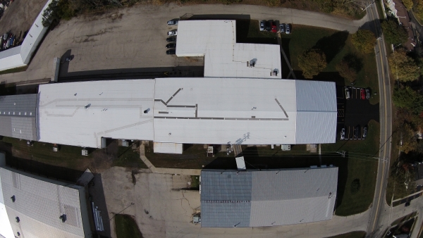 Listing Image #1 - Industrial for lease at 1150 McConnell Rd, Woodstock IL 60098