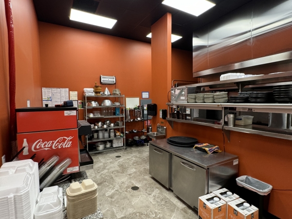Listing Image #4 - Retail for lease at 5365-5371 NW East Torino Parkway,Unit 5375, Port St. Lucie FL 34986 Listing Image #4 - Retail for lease at 5365-5371 NW East Torino Parkway,Unit 5375, Port St. Lucie FL 34986