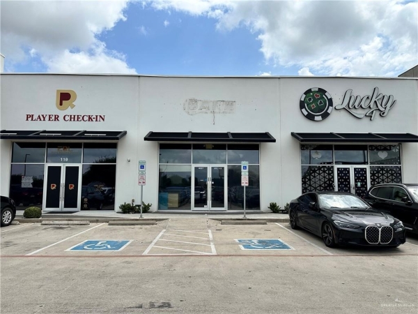 Listing Image #2 - Retail for lease at 4037 W Expressway 83 #115, McAllen TX 78503
