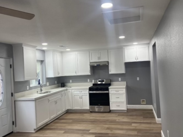 Listing Image #3 - Others for lease at 1051 Gillette Blvd, San Antonio TX 78224