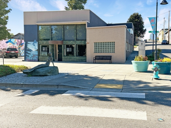 Listing Image #2 - Office for lease at 740 SE Pioneer Way, Oak Harbor WA 98277