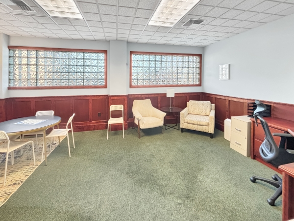 Listing Image #6 - Office for lease at 740 SE Pioneer Way, Oak Harbor WA 98277