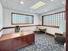 Listing Image #4 - Office for lease at 740 SE Pioneer Way, Oak Harbor WA 98277