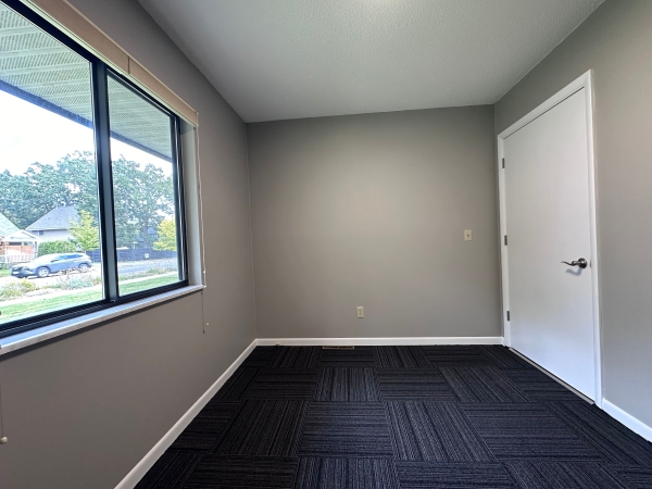 Listing Image #3 - Office for lease at 862 E Eighth Street E, Traverse City MI 49684