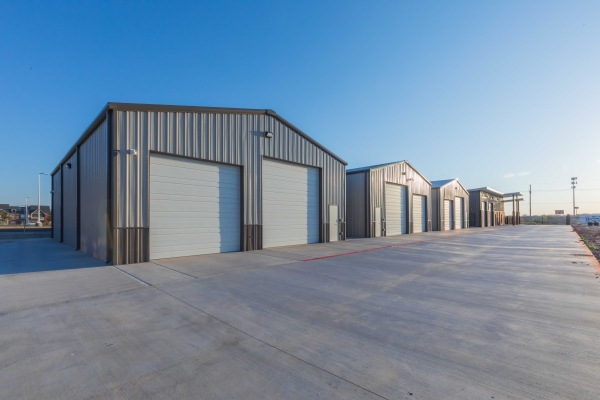 Listing Image #2 - Industrial for lease at 8205 Amarillo Blvd W Autohaus Flex Space Condos, Amarillo TX 79124
