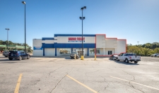 Retail property for lease in Washington, MO