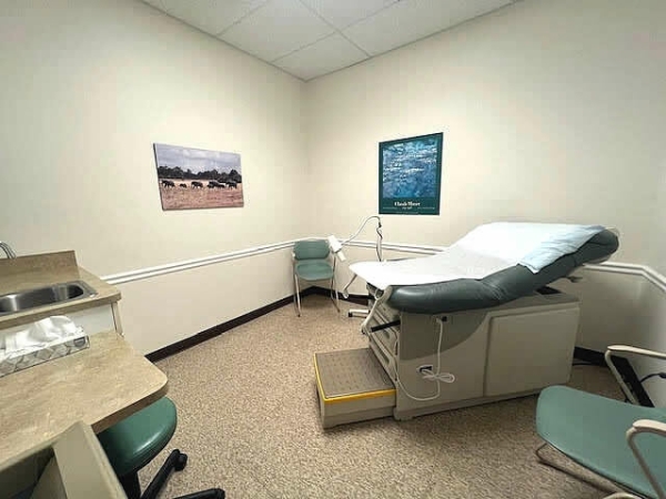 Listing Image #3 - Office for lease at 55 Dillmont Dr, Columbus OH 43235