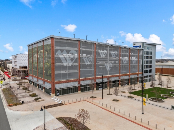 Listing Image #1 - Retail for lease at 600 S University Parks Dr, Waco TX 76701