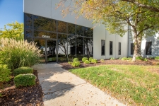 Multi-Use property for lease in Earth City, MO