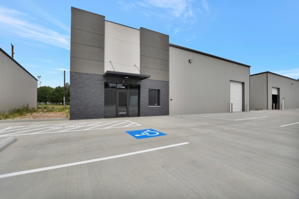 Listing Image #1 - Industrial for lease at 2306 Katy Hockley Cut Off, Katy TX 77493