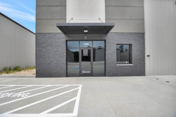 Listing Image #1 - Industrial for lease at 2413 Katy Fort Bend, Katy TX 77493