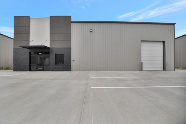 Listing Image #1 - Industrial for lease at 2409 Katy Fort Bend, Katy TX 77493