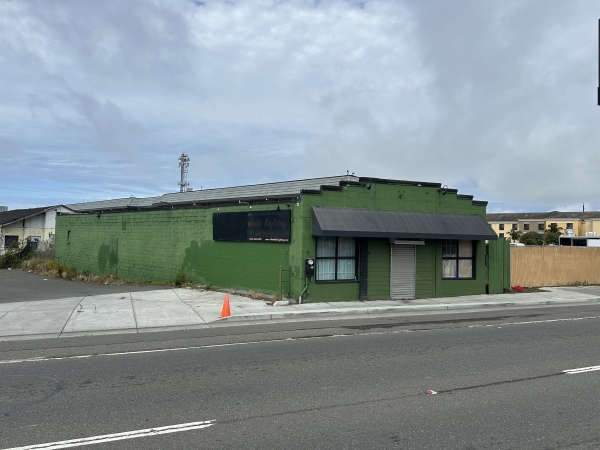 Listing Image #1 - Retail for lease at 2000 Broadway St, Eureka CA 95501