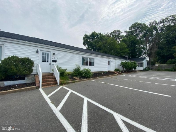 Listing Image #3 - Office for lease at 1210 Snowden Street, Fredericksburg VA 22401