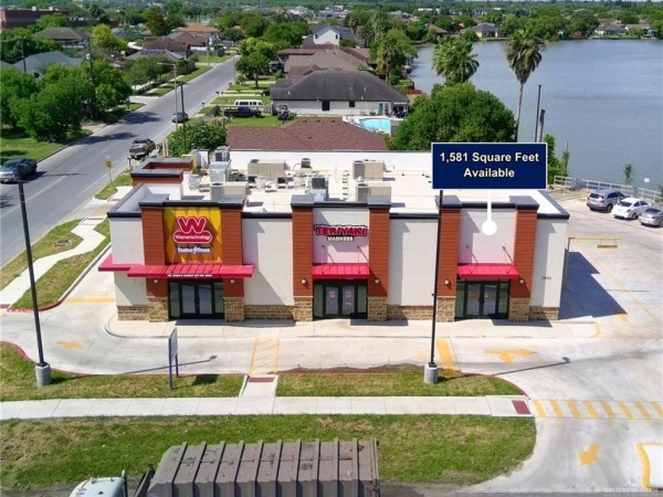 Listing Image #2 - Retail for lease at 7501 Padre Island Highway #3, Brownsville TX 78521