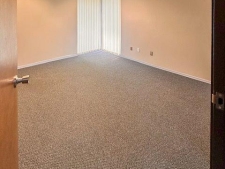Office property for lease in Waterford, MI