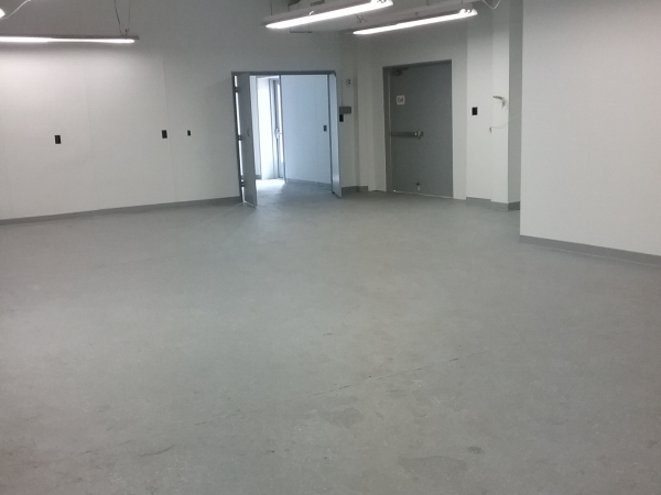 Listing Image #1 - Industrial for lease at 2735 Terwood Rd, Willow Grove PA 19090