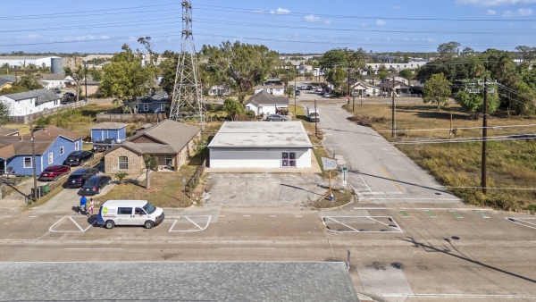Listing Image #1 - Retail for lease at 3802 Hardy St, Houston TX 77009