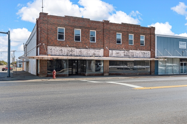 Listing Image #1 - Office for lease at 300 S Main St, McGregor TX 76657