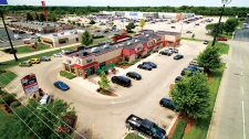 Retail property for lease in Beloit, WI